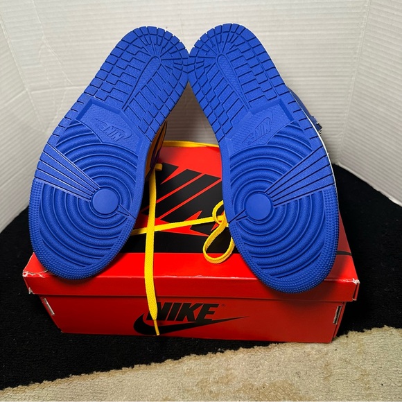 Nike Air Jordan 1 Retro High OG Reverse Laney Women Shoe FD2596-700 New with box - Picture 9 of 12